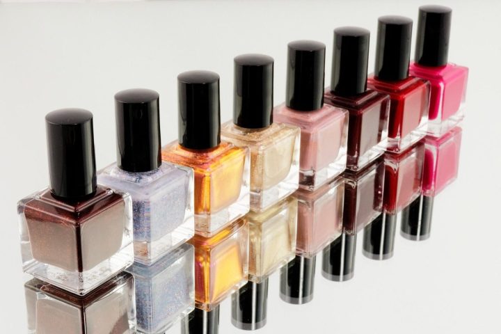 Gel or regular polish: which is right for you?